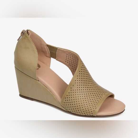 Journee Collection Aretha Wedge Sandal - Picture 1 of 1